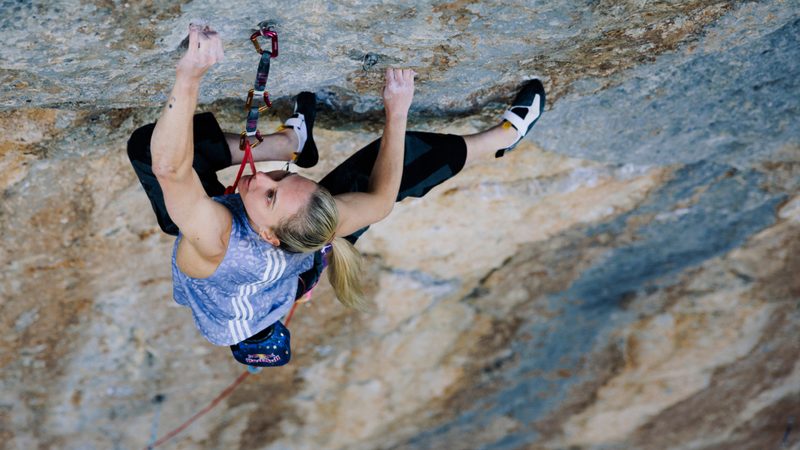 Janja Garnbret hace historia al escalar 'Bibliographie', una vía de 9b+ en Céüse