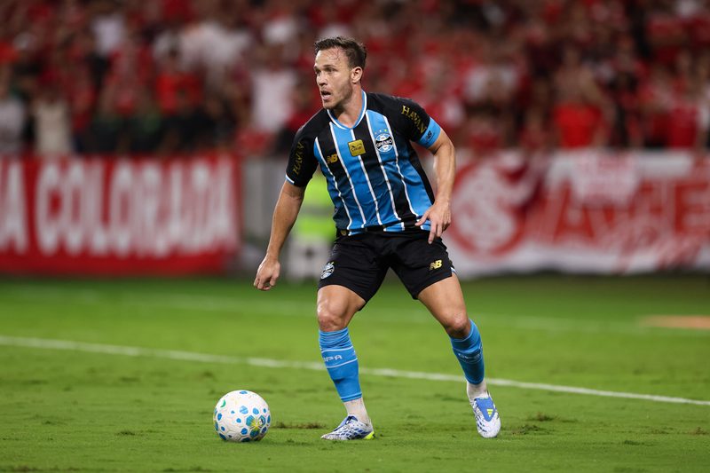 Arthur Melo sempre più lontano dalla Juventus, il Besiktas lo cerca con insistenza