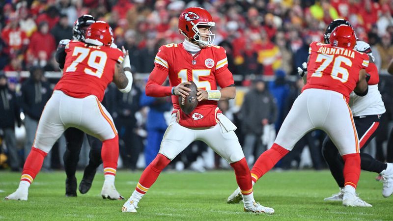 Patrick Mahomes verlängert Vertrag mit den Kansas City Chiefs bis 2033