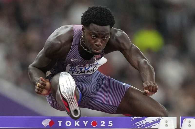 Ja’Kobe Tharp riscrive la storia: record mondiale nei 110 ostacoli a Eugene