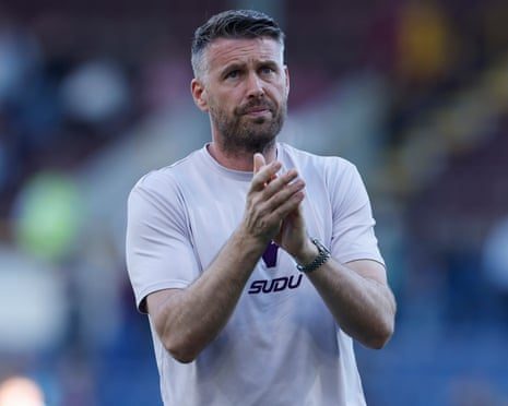 Wolves Part Ways with Rob Edwards, Eye César Peixoto as New Manager