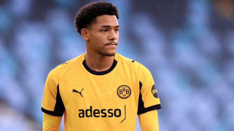 1. FC Kaiserslautern verpflichtet Offensivtalent Thierry Tazemeta vom BVB