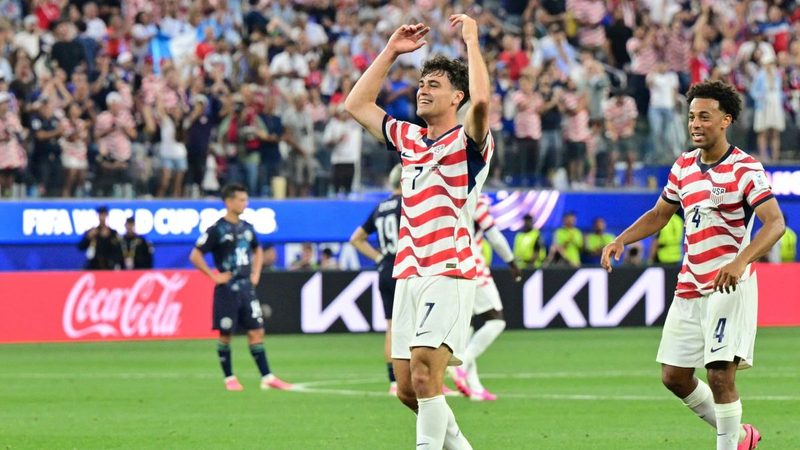 Giovanni Reyna feiert Traumtor und verkündet Babyglück beim 4:1 gegen Paraguay