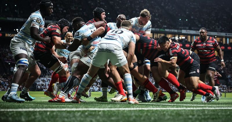 Le Stade Toulousain s'incline face au Racing 92 mais conserve sa place de leader