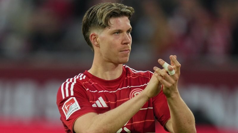 Cédric Itten wechselt ablösefrei zum SV Werder Bremen während der WM