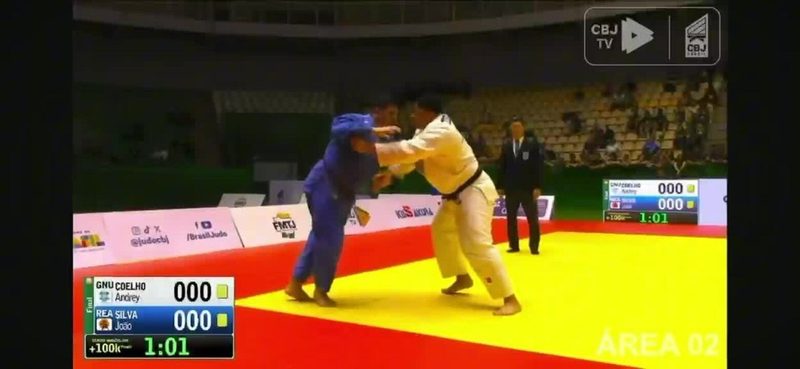 João Cesarino brilha em retorno e conquista prata no Troféu Brasil de Judô