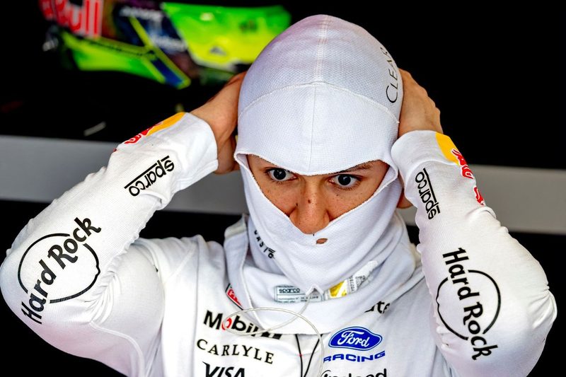 Hadjar critica Red Bull por problemas nas largadas e pede soluções urgentes