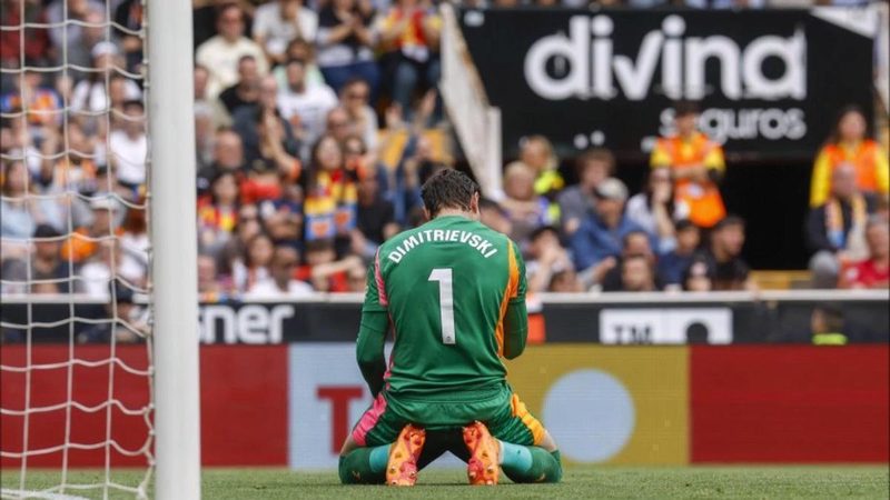 El Valencia CF busca un nuevo portero para reforzar su plantilla este verano