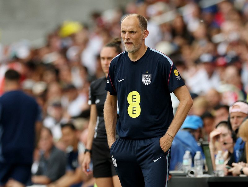 Renovação de Tuchel traz cláusulas de desempenho e gera polêmica na Inglaterra