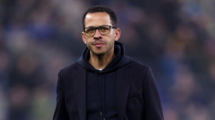 Jürgen Klopp könnte Liam Rosenior als neuen Trainer für Paris FC ins Auge fassen