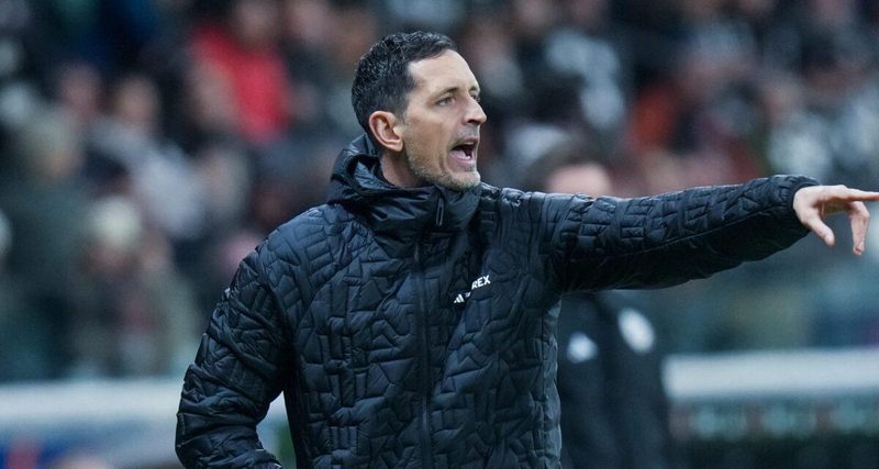 Le Racing : Dino Toppmöller remplace Pierre Sage et vise les sommets