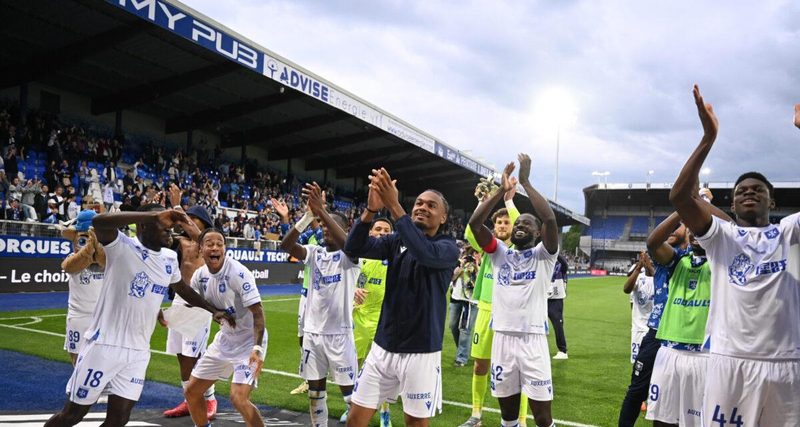 L'Olympique de Marseille s'offre Sacha Lung et Jephthe Malanda, Auxerre signe Cissokho