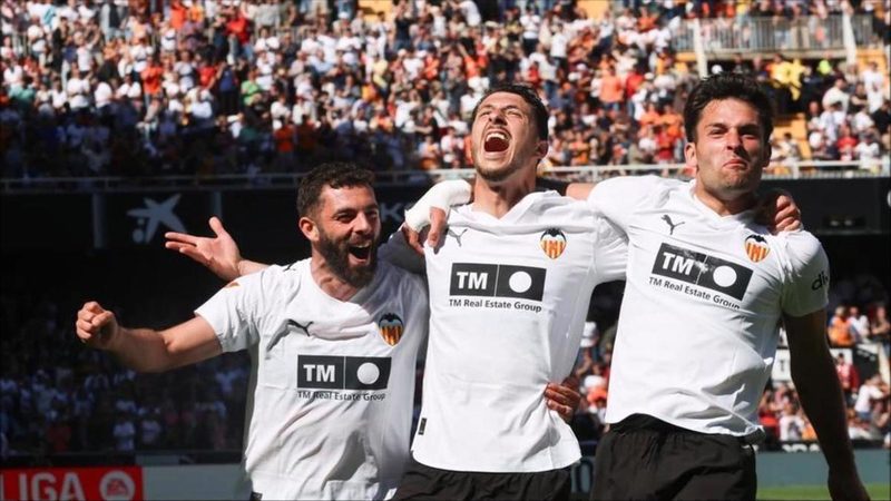 Valencia CF busca consolidar su proyecto con Guido Rodríguez y nuevas apuestas