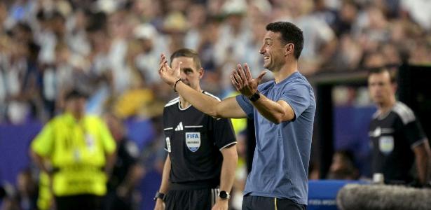 Scaloni revela carinho pelo Brasil e exalta Messi e Neymar em entrevista