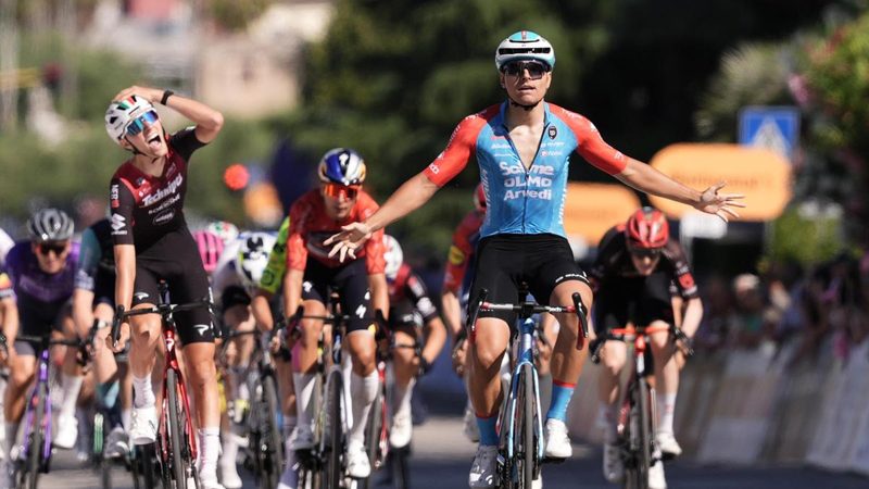 Matteo Fiorin trionfa a Corato nel Giro Next Gen, dramma per O'Brien