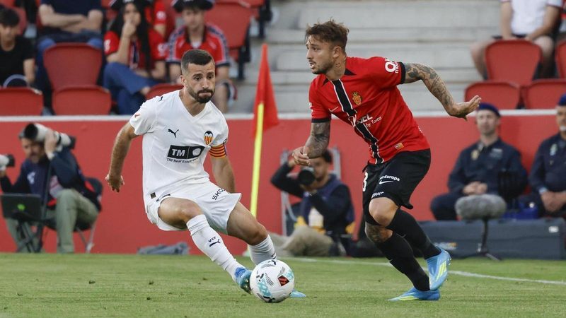 Pablo Maffeo se despide del Mallorca y emprende su camino al Olympiakos