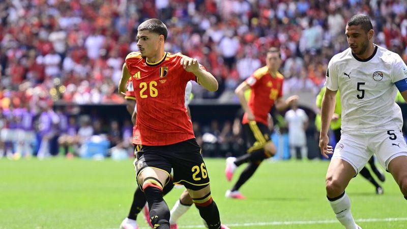 FC Bayern und BVB im Wettlauf um Matías Fernández-Pardo – Aston Villa mischt mit