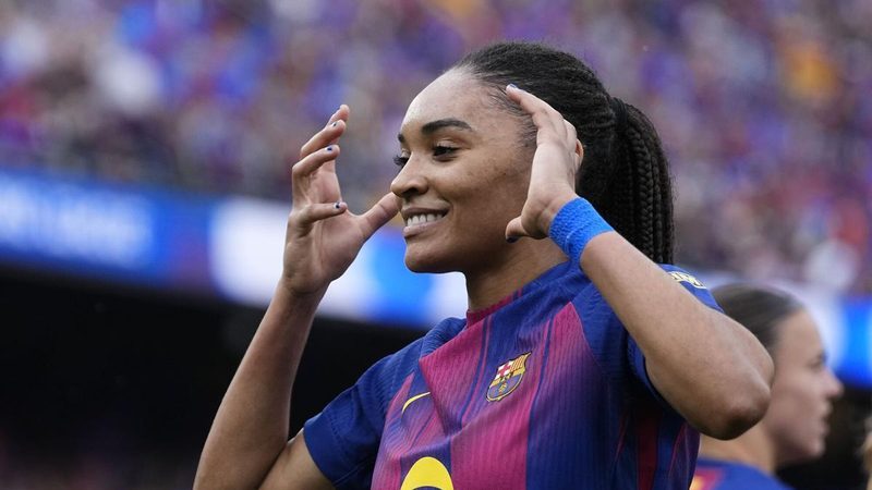 Salma Paralluelo dice adiós al Barça tras rechazar la renovación