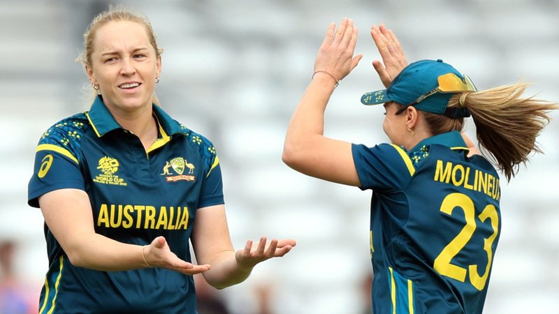 Australia Dominates Bangladesh to Secure Second Straight Win in T20 World Cup