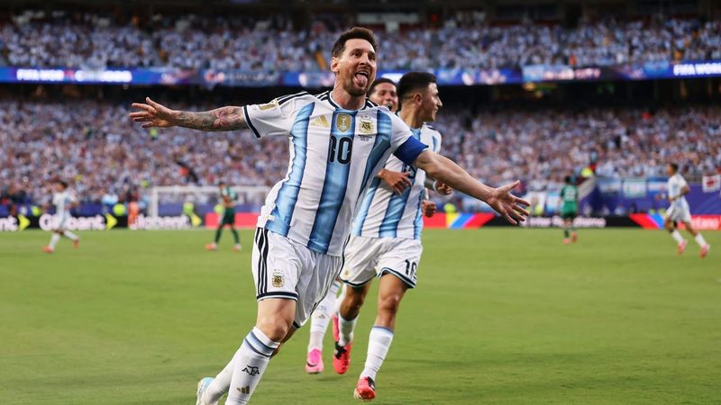 Lionel Messi führt Argentinien mit Dreierpack zum 3:0 über Algerien
