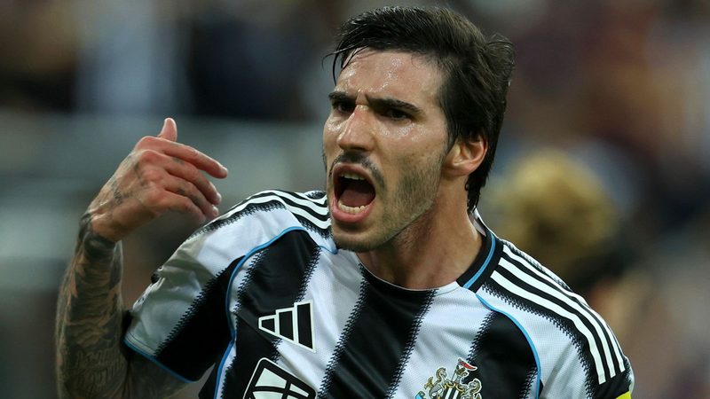 Manchester City Eyes Sandro Tonali Amid Tottenham Pursuit for Newcastle Star