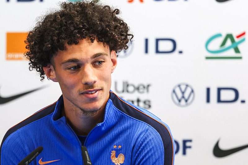 Le PSG dans le viseur : Maghnes Akliouche reste concentré sur la Coupe du Monde