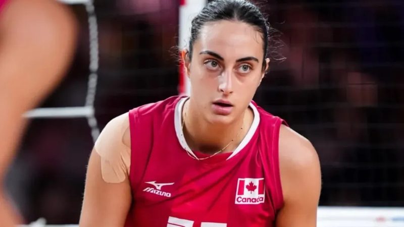 Andrea Mitrovic, estrela canadense, chega ao Praia Clube para a Superliga 2026/27