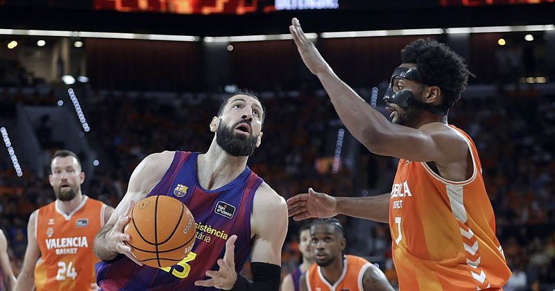 El Barça triunfa en un emocionante primer duelo ante el Valencia en la final