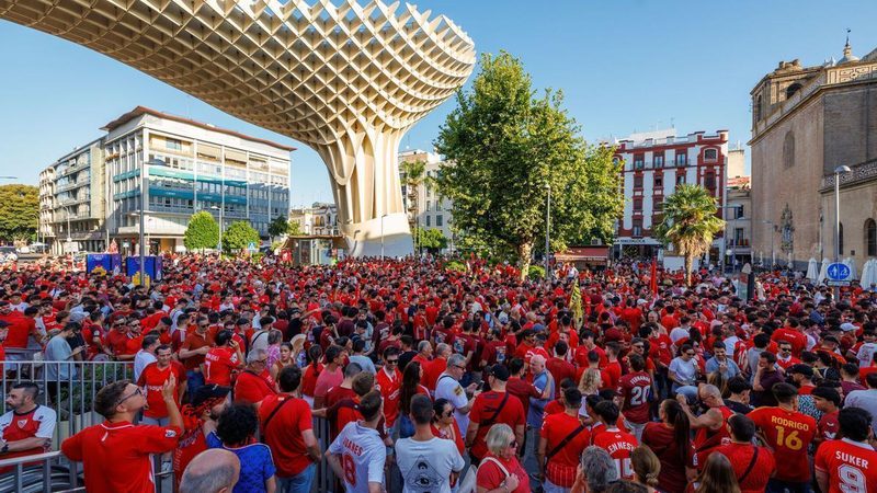 La afición del Sevilla se moviliza este 18 de junio para exigir cambios en la dirección del club