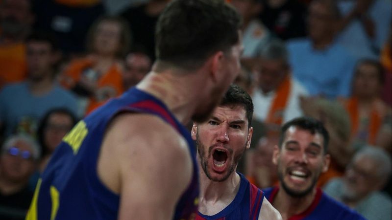 El Barça da un golpe de autoridad y se acerca a su primer título en tres años