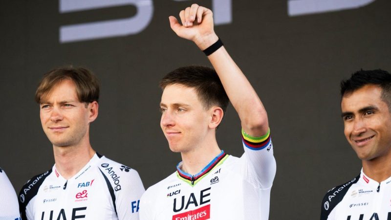 Tadej Pogacar arrasa en la etapa 1 y lidera el Tour de Suiza 2026