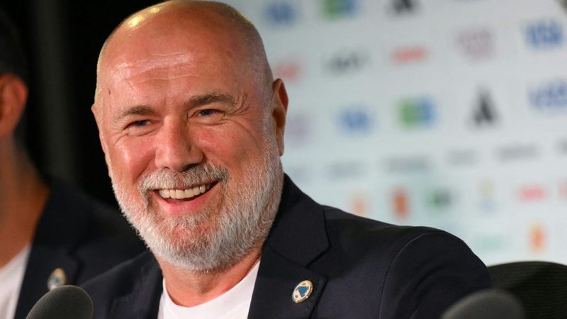 Trainer Barbarez bleibt bei Dzeko-Einsatz geheimnisvoll vor WM-Spiel gegen die Schweiz