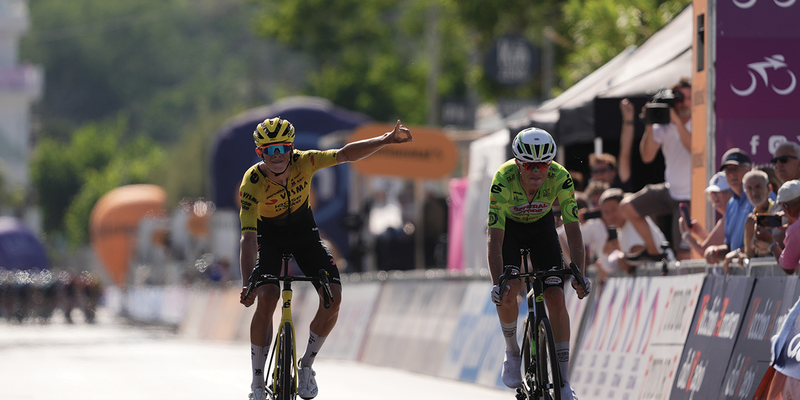 Van Kerckhove trionfa a Bacoli e conquista la Maglia Rosa al Giro Next Gen 2026