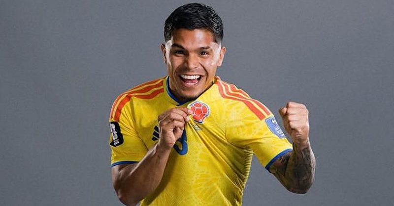 Cucho Hernández se perfila como opción clave para el Mundial con Colombia