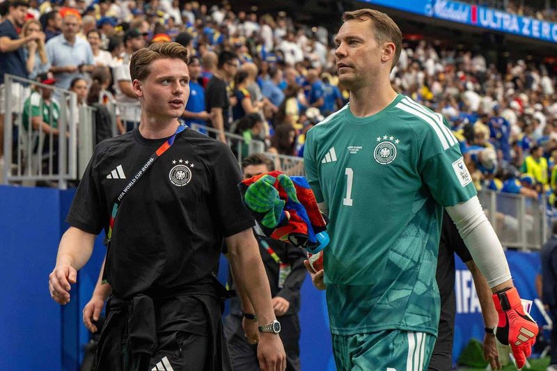 Neuer lobt Urbig, betont aber Konkurrenzkampf um DFB-Torwartposition