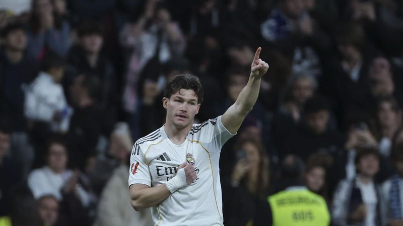 El AC Milan se interesa por Fran García mientras el Betis enfrenta dificultades económicas