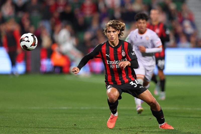 La Juventus mette nel mirino Comotto, ma il Milan frena sulla cessione