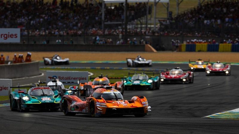 Genesis y Dani Juncadella brillan en su debut en las 24 Horas de Le Mans