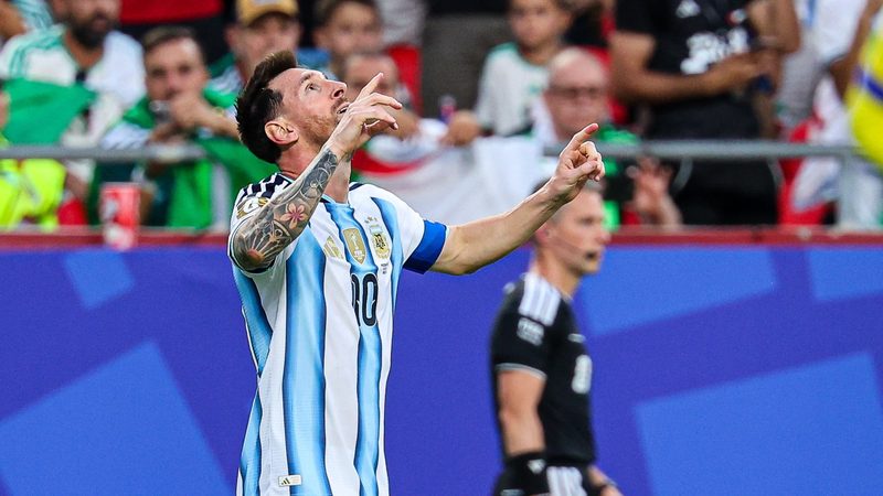 Omar Da Fonseca s'enthousiasme : "Lionel Messi est préparé comme quelqu'un de la Nasa"