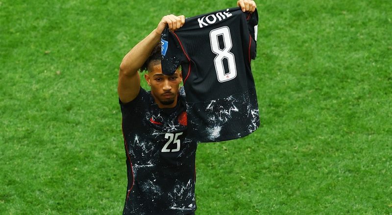 Canadá brilha com goleada sobre Catar, mas perde Koné por lesão grave