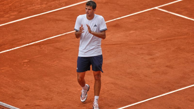 Rafa Jódar se pierde Eastbourne por molestias abdominales y apunta a Wimbledon