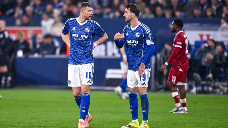 Edin Dzeko begeistert beim FC Schalke 04 und sorgt für Aufstiegseuphorie