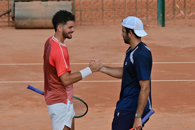 Três duplas brasileiras avançam às semifinais no challenger de Assunção