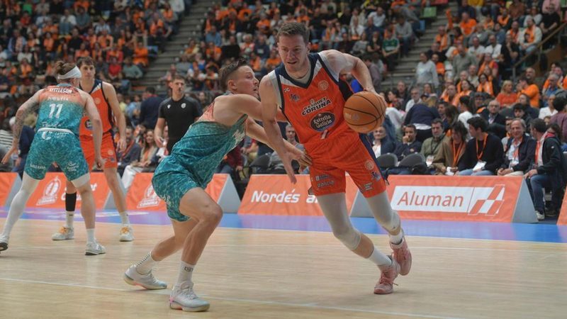 Strahinja Micovic se despide del Leyma Coruña tras una breve pero intensa etapa