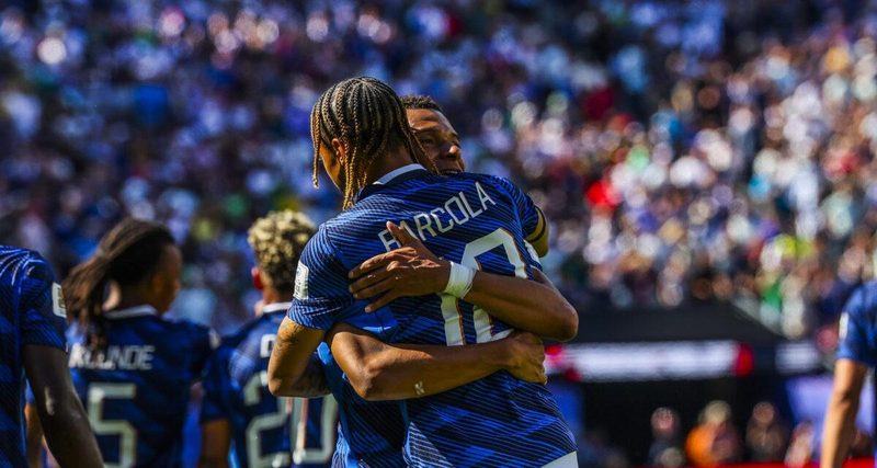 Le PSG sous pression : Arsenal s'intéresse à Bradley Barcola, Mbappé brille avec les Bleus