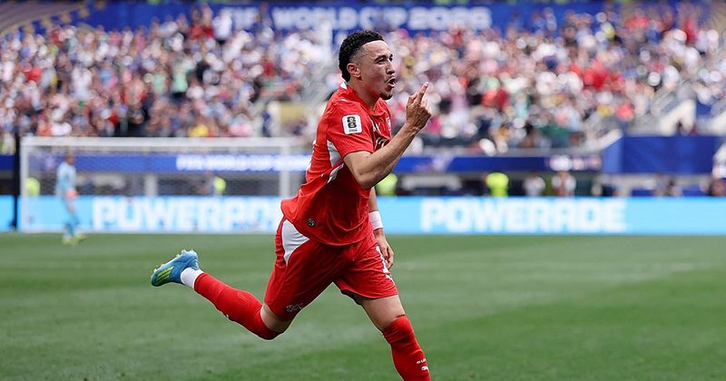 Rubén Vargas celebra su primer gol en un Mundial y mira hacia el futuro
