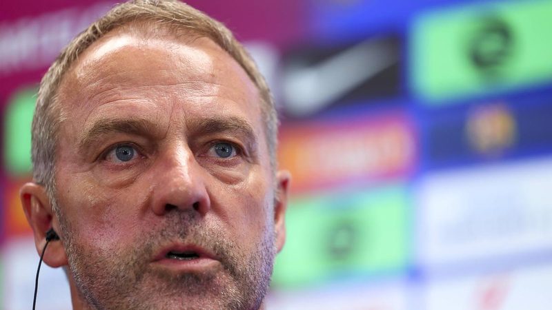 Flick asegura que el Barça necesita más presión para competir en Europa