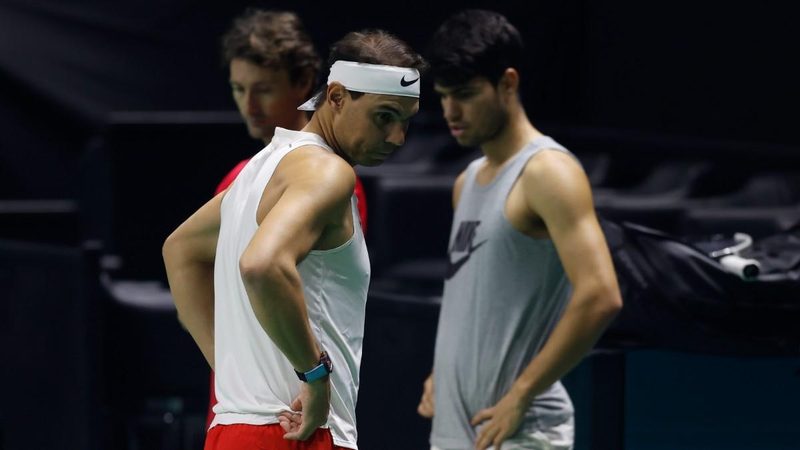 Rafa Nadal defiende a Carlos Alcaraz: "Mi vida era mucho más que el tenis"