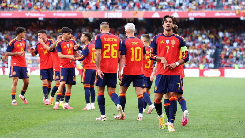Ungewöhnlicher Vorfall bei Spaniens Nationalmannschaft: Security hält Borja Iglesias auf