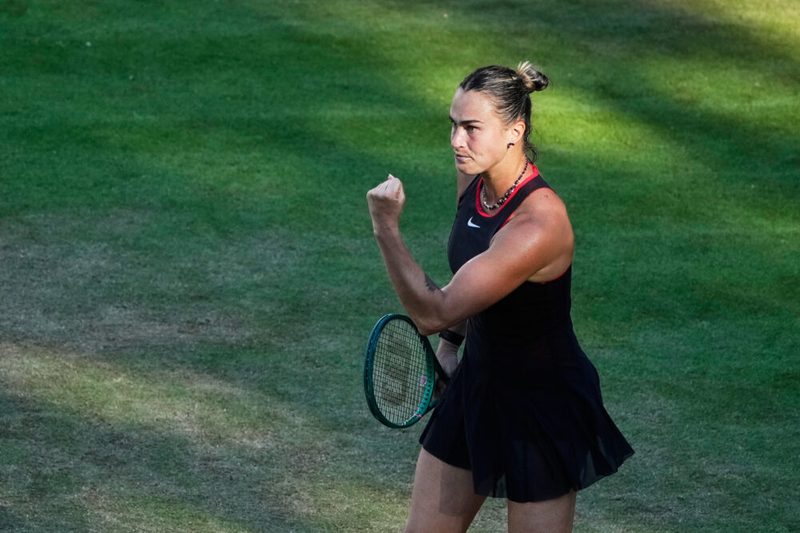 Aryna Sabalenka in semifinale a Berlino dopo una rimonta, fuori Elina Svitolina